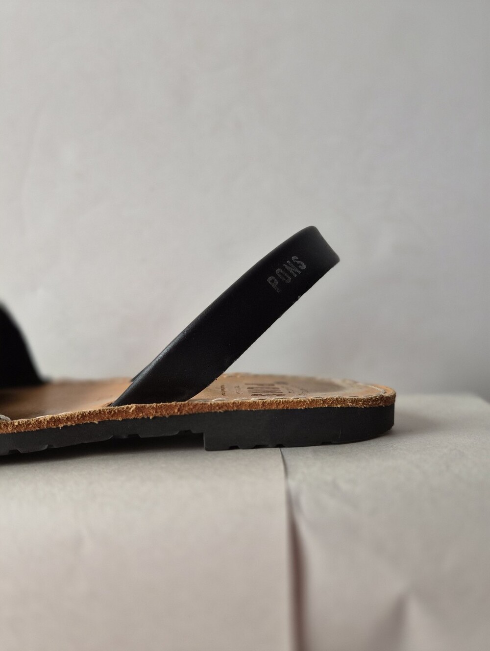 Pons Avarca Classic Black Leather Sandals Size 10 EU 40 European Minimalist Boho - Picture 8 of 16